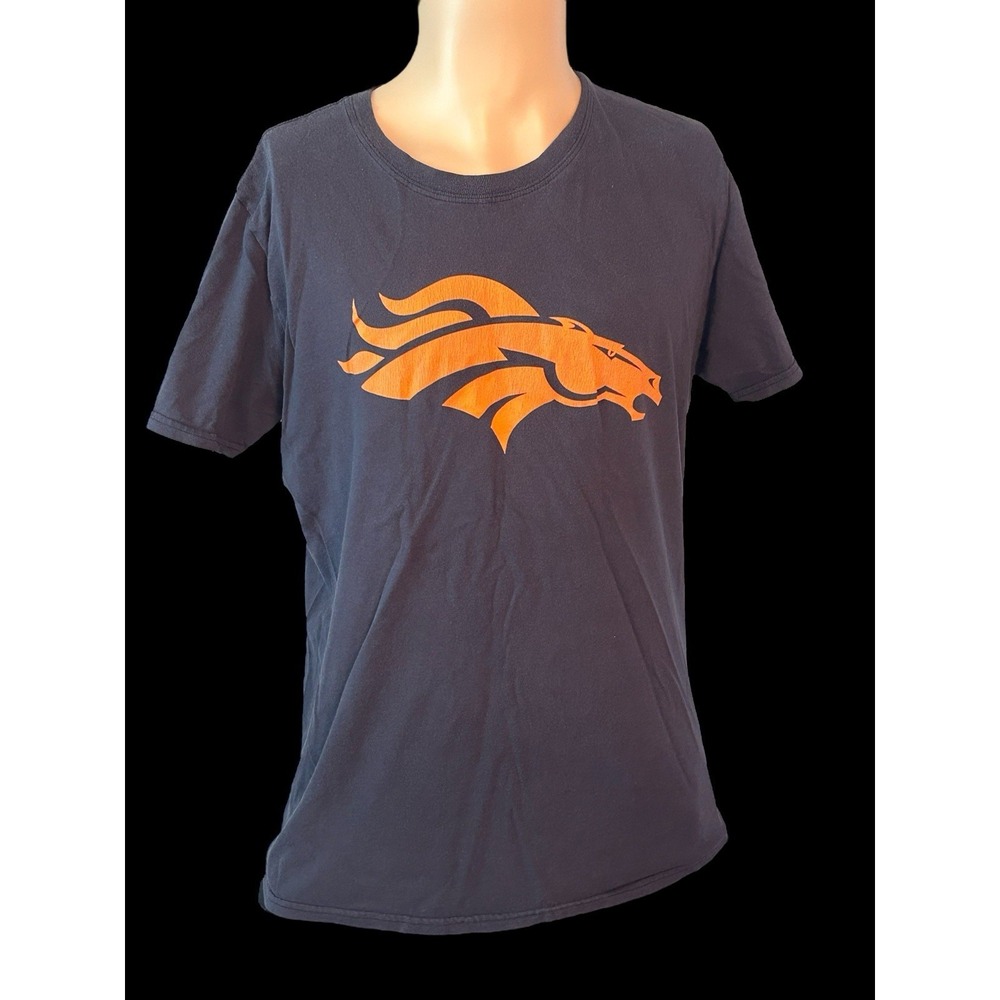 Denver Broncos Men's Medium Majestic‎ T-Shirt NFL